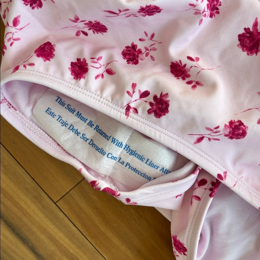 NWT pink swimsuit - Picture 6 of 9